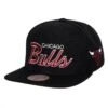 Mitchell & Ness Snapback NBA Team Script 2.0 Chicago Bulls Black