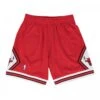 Mitchell & Ness Swingman Shorts Chicago Bulls Road 1997-98 Red