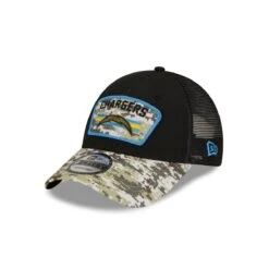 New Era 9FORTY Trucker Cap Salute To Service 940 Los Angeles Chargers Black