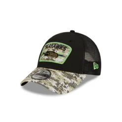 New Era 9FORTY Trucker Cap Salute To Service 940 Seattle Seahawks Black