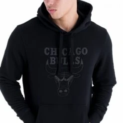 New Era Herren Hoodie NBA Chicago Bulls Tonal Logo Black 7 New Era Herren Hoodie NBA Chicago Bulls Tonal Logo Black -Sportausrüstung new era herren hoodie nba chicago bulls tonal logo black3