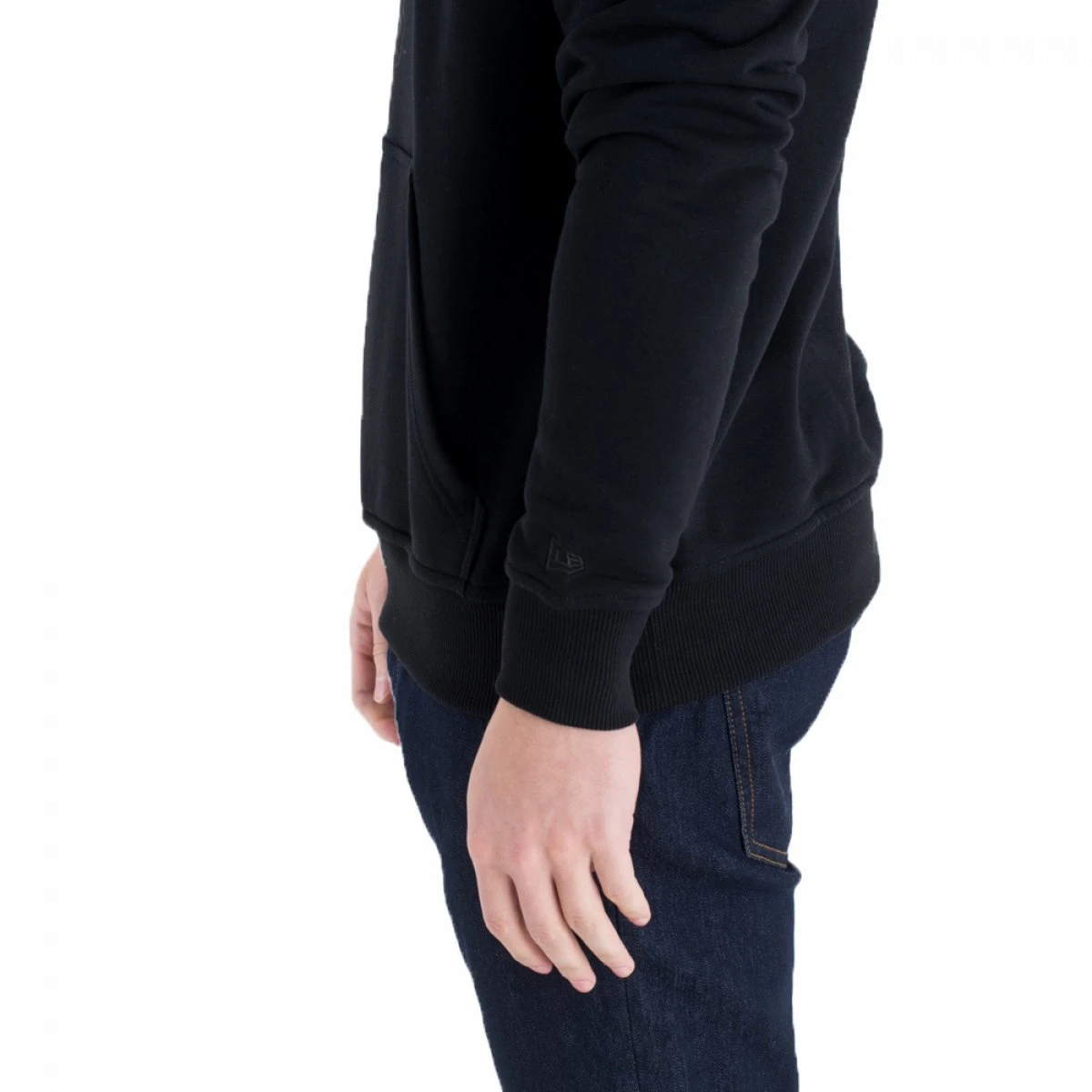 New Era Herren Hoodie NBA Chicago Bulls Tonal Logo Black 4 New Era Herren Hoodie NBA Chicago Bulls Tonal Logo Black – Bild 4