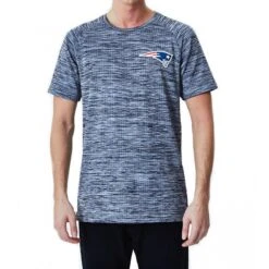 New Era Herren T-Shirt Engineered Raglan New England Patriots Grey