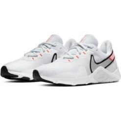 Nike Damen Sneaker Legend Essential 2 Football Grey/dk Smoke Grey